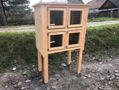 Nová dřevěná králíkárna pro 4 kotce 50 × 50 cm, dvoupatrová – fotografie 2